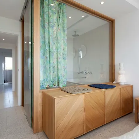 Relaxing Seafront 20 Min From Bcn