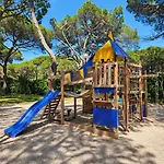Relaxing Seafront 20 Min From Bcn