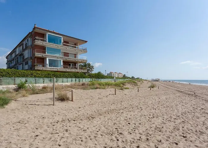 Relaxing Seafront 20 Min From Bcn Gavà